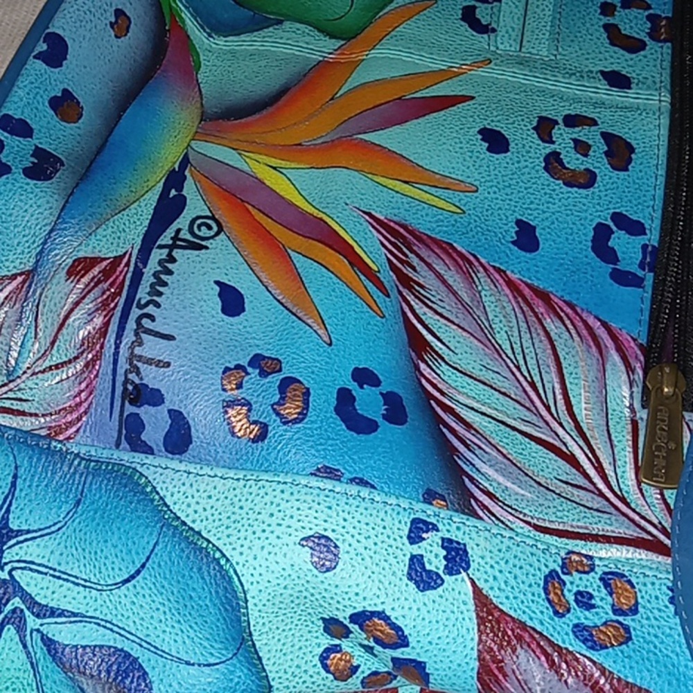 Handbag - Picture 3 of 12